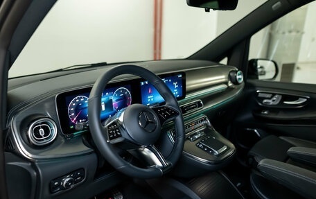 Mercedes-Benz V-Класс, 2025 год, 13 250 000 рублей, 21 фотография