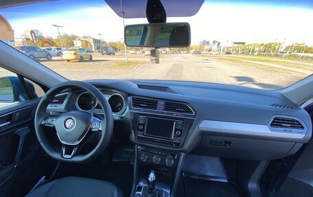 Volkswagen Tiguan II, 2018 год, 2 149 000 рублей, 10 фотография