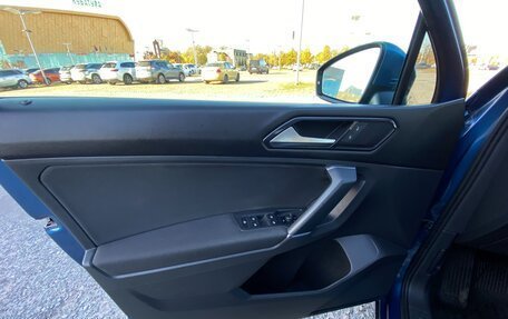 Volkswagen Tiguan II, 2018 год, 2 149 000 рублей, 9 фотография