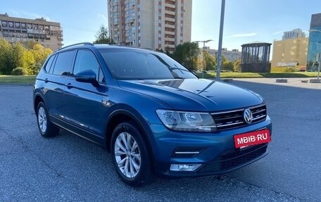 Volkswagen Tiguan II, 2018 год, 2 149 000 рублей, 7 фотография