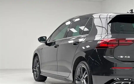 Volkswagen Golf VIII, 2022 год, 1 778 000 рублей, 8 фотография