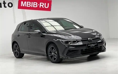Volkswagen Golf VIII, 2022 год, 1 778 000 рублей, 3 фотография