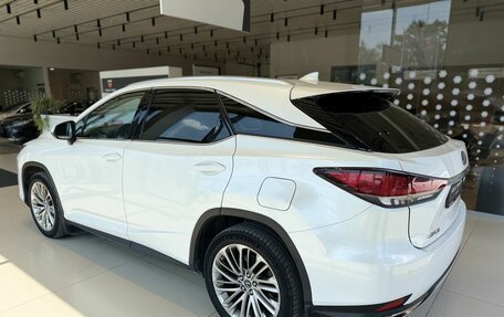 Lexus RX IV рестайлинг, 2019 год, 4 990 000 рублей, 7 фотография