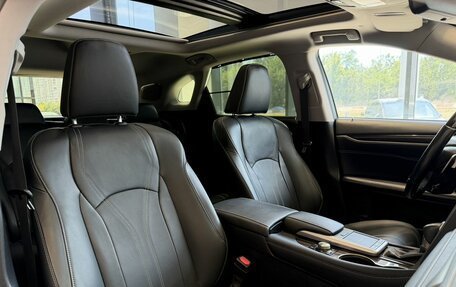 Lexus RX IV рестайлинг, 2019 год, 4 990 000 рублей, 31 фотография