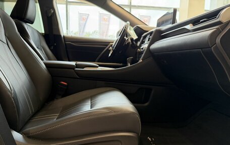 Lexus RX IV рестайлинг, 2019 год, 4 990 000 рублей, 32 фотография