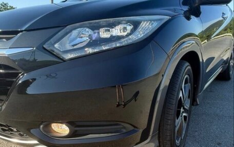 Honda Vezel, 2016 год, 1 300 000 рублей, 10 фотография