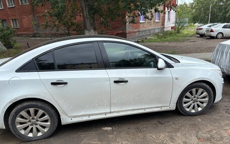 Chevrolet Cruze II, 2013 год, 538 000 рублей, 2 фотография