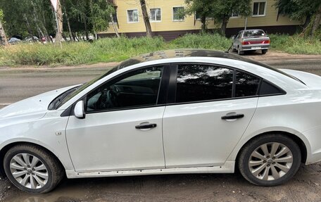 Chevrolet Cruze II, 2013 год, 538 000 рублей, 4 фотография