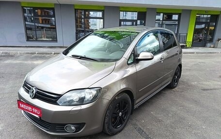 Volkswagen Golf Plus II, 2012 год, 750 000 рублей, 2 фотография