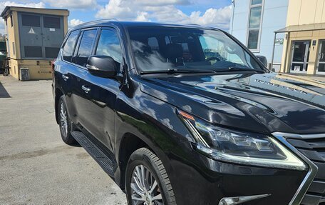 Lexus LX III, 2017 год, 6 500 000 рублей, 3 фотография