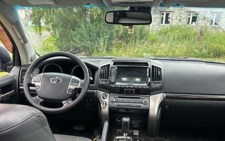 Toyota Land Cruiser 200, 2008 год, 2 700 000 рублей, 12 фотография