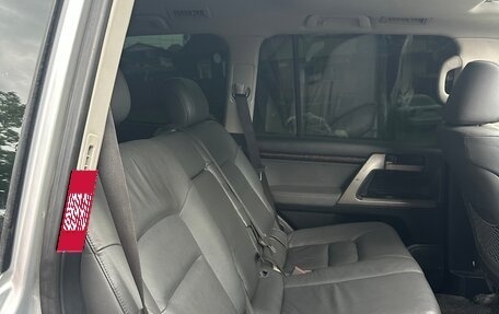 Toyota Land Cruiser 200, 2008 год, 2 700 000 рублей, 6 фотография