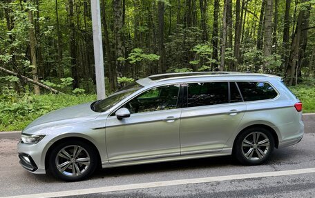Volkswagen Passat B8 рестайлинг, 2021 год, 2 950 000 рублей, 4 фотография