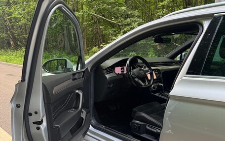 Volkswagen Passat B8 рестайлинг, 2021 год, 2 950 000 рублей, 8 фотография