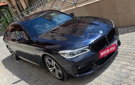 BMW 7 серия, 2018 год, 3 700 000 рублей, 3 фотография