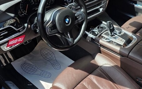 BMW 7 серия, 2018 год, 3 700 000 рублей, 13 фотография