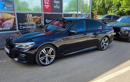 BMW 7 серия, 2018 год, 3 700 000 рублей, 18 фотография