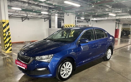 Skoda Rapid II, 2021 год, 1 590 000 рублей, 2 фотография