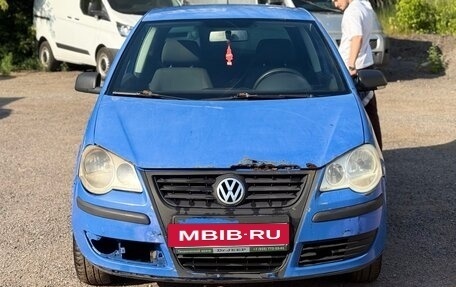 Volkswagen Polo IV рестайлинг, 2005 год, 200 000 рублей, 2 фотография