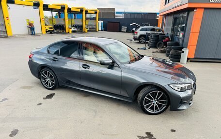 BMW 3 серия, 2020 год, 3 150 000 рублей, 2 фотография
