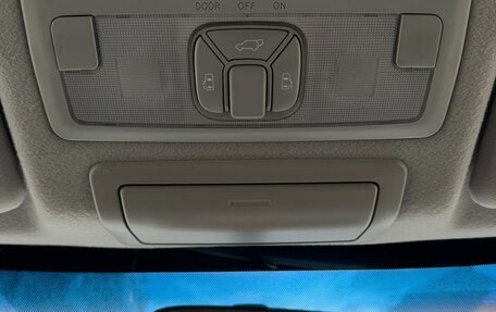 Toyota Estima III рестайлинг -2, 2014 год, 1 750 000 рублей, 5 фотография