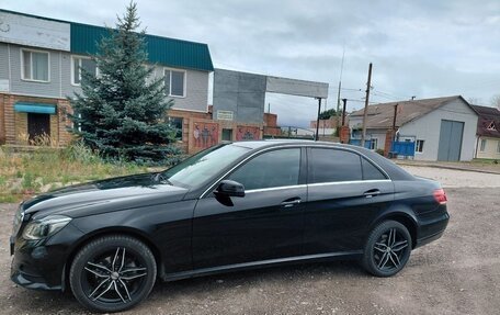 Mercedes-Benz E-Класс, 2014 год, 2 150 000 рублей, 4 фотография