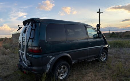 Mitsubishi Delica IV, 1996 год, 930 000 рублей, 6 фотография