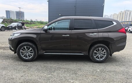 Mitsubishi Pajero Sport III рестайлинг, 2019 год, 3 750 000 рублей, 2 фотография