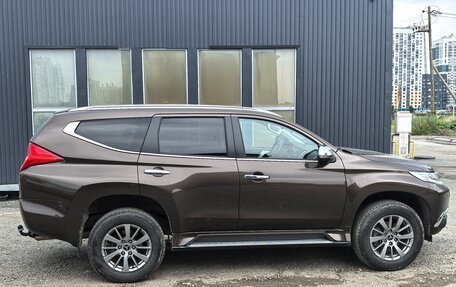 Mitsubishi Pajero Sport III рестайлинг, 2019 год, 3 750 000 рублей, 5 фотография