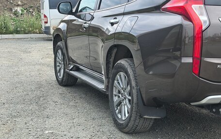 Mitsubishi Pajero Sport III рестайлинг, 2019 год, 3 750 000 рублей, 6 фотография