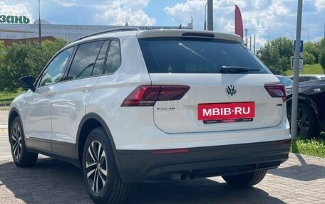 Volkswagen Tiguan II, 2019 год, 2 590 000 рублей, 7 фотография