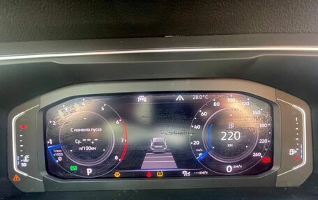 Volkswagen Tiguan II, 2019 год, 2 590 000 рублей, 14 фотография