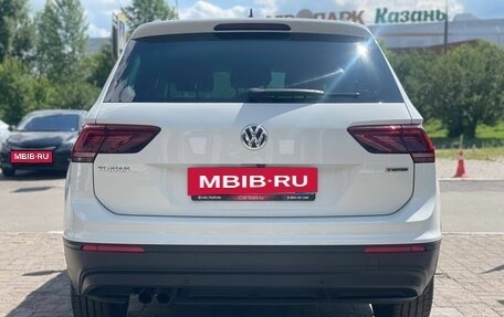 Volkswagen Tiguan II, 2019 год, 2 590 000 рублей, 6 фотография