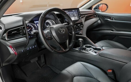 Toyota Camry, 2021 год, 2 849 000 рублей, 15 фотография