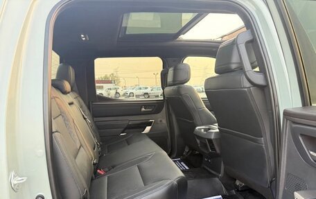 Toyota Tundra, 2025 год, 6 940 000 рублей, 10 фотография