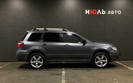 Mitsubishi Outlander III рестайлинг 3, 2008 год, 700 000 рублей, 4 фотография