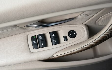 BMW 3 серия, 2012 год, 2 050 000 рублей, 12 фотография
