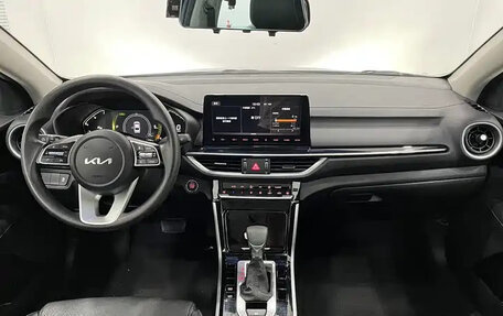 KIA K3, 2022 год, 1 092 000 рублей, 13 фотография
