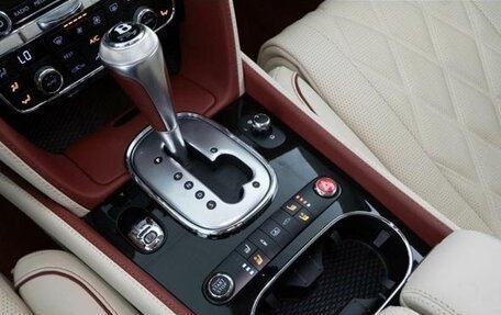 Bentley Flying Spur II, 2014 год, 9 500 000 рублей, 26 фотография