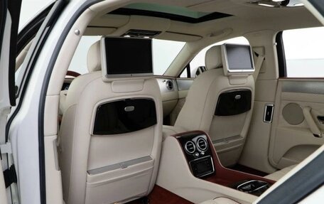Bentley Flying Spur II, 2014 год, 9 500 000 рублей, 27 фотография
