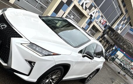 Lexus RX IV рестайлинг, 2015 год, 2 800 000 рублей, 9 фотография