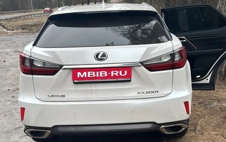 Lexus RX IV рестайлинг, 2015 год, 2 800 000 рублей, 10 фотография