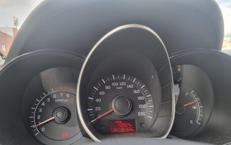 KIA Rio III рестайлинг, 2017 год, 990 000 рублей, 10 фотография