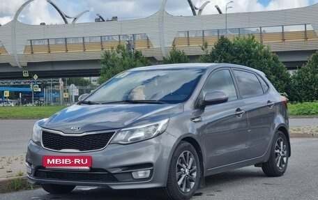 KIA Rio III рестайлинг, 2017 год, 990 000 рублей, 5 фотография
