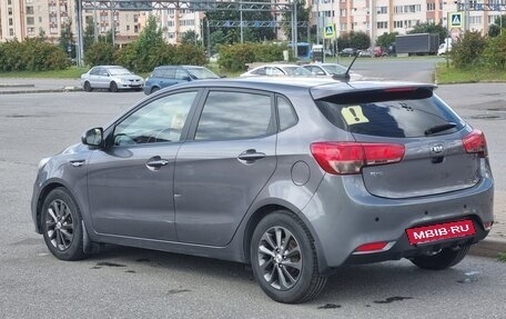 KIA Rio III рестайлинг, 2017 год, 990 000 рублей, 8 фотография