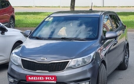 KIA Rio III рестайлинг, 2017 год, 990 000 рублей, 6 фотография