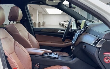 Mercedes-Benz GLS, 2018 год, 4 799 000 рублей, 11 фотография