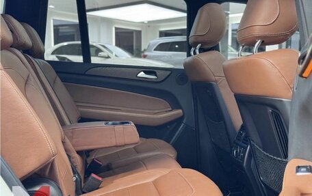 Mercedes-Benz GLS, 2018 год, 4 799 000 рублей, 17 фотография