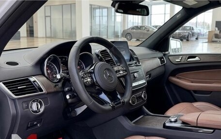 Mercedes-Benz GLS, 2018 год, 4 799 000 рублей, 8 фотография