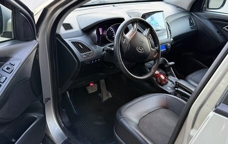 Hyundai ix35 I рестайлинг, 2011 год, 1 180 000 рублей, 25 фотография